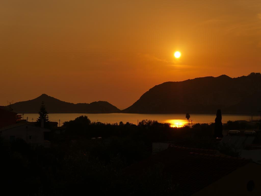 Villa Katerina Agios Georgios Pagon Bagian luar foto